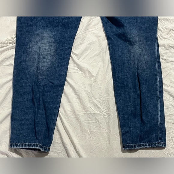 Refuge Women's Distressed Blue Jeans Size 10 - Picture 15 of 16